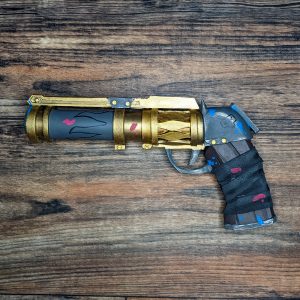 Handmade Jinx gun, inspired by Arcane: League of Legends, cosplay props, cosplay weapon, Jinx Weapon, Vi, Caitlyn, Powder