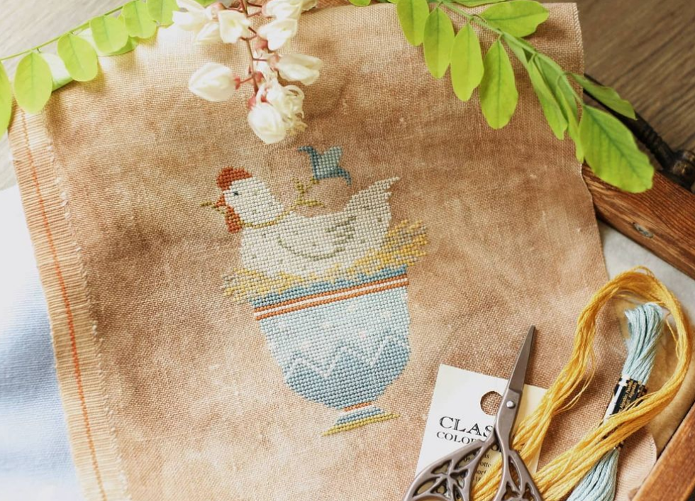 Easter Hen, PDF small primitive cross stitch pattern 8 Easter Hen, PDF small primitive cross stitch pattern - Image 8