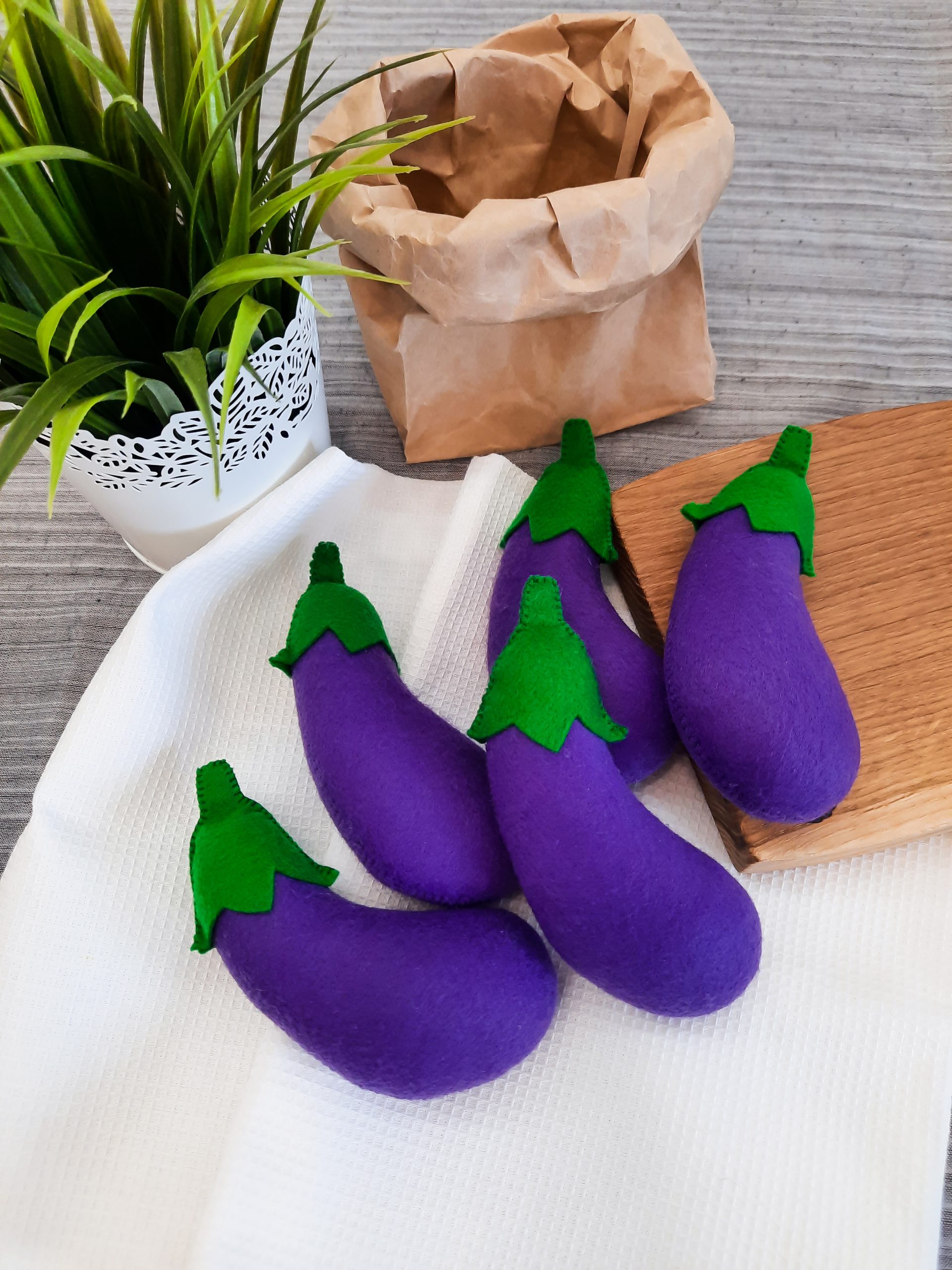 Purple Bento Box  Felt Pretend Play Food Items (ages 3-7) – Skillmatics