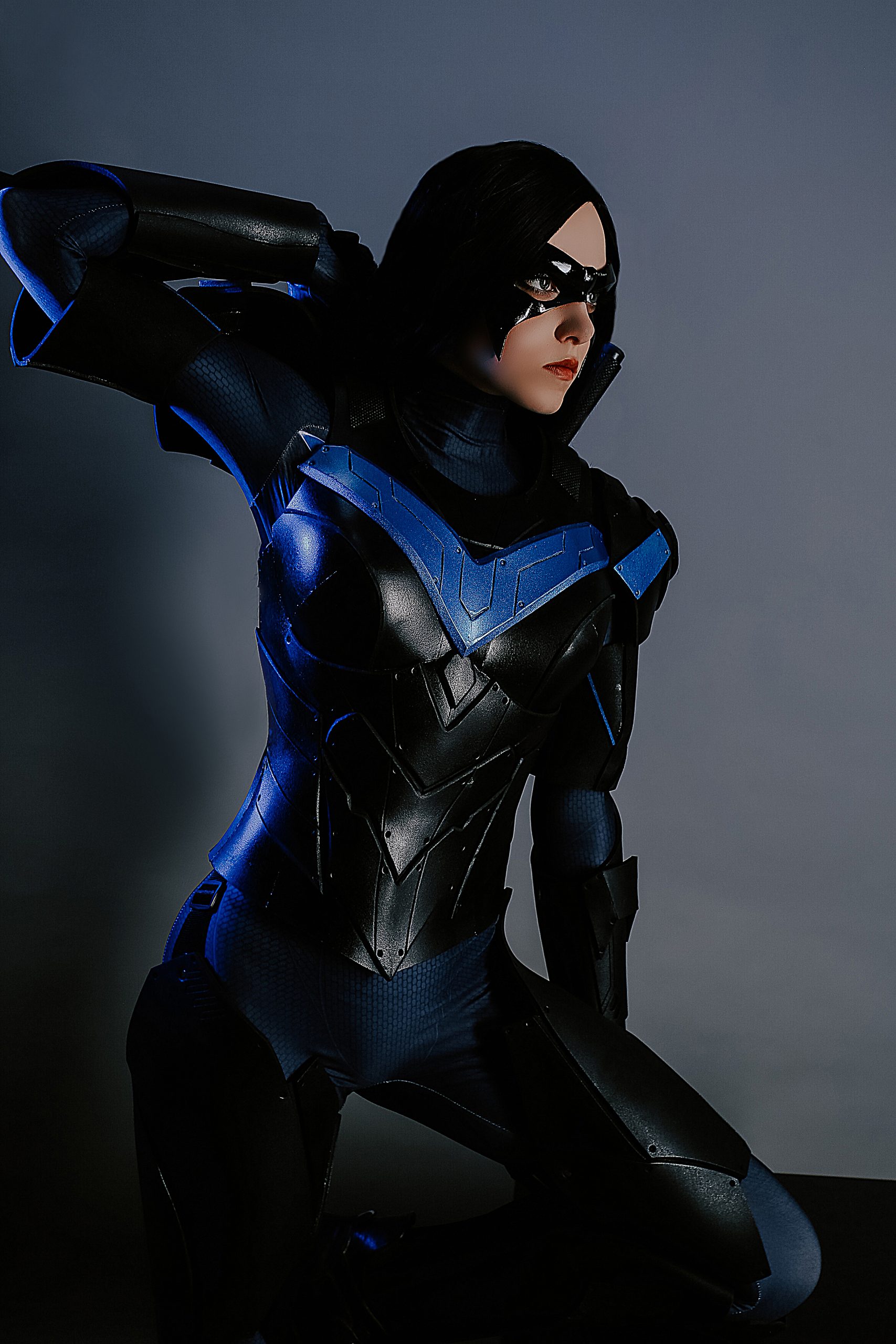 Female nightwing cosplay