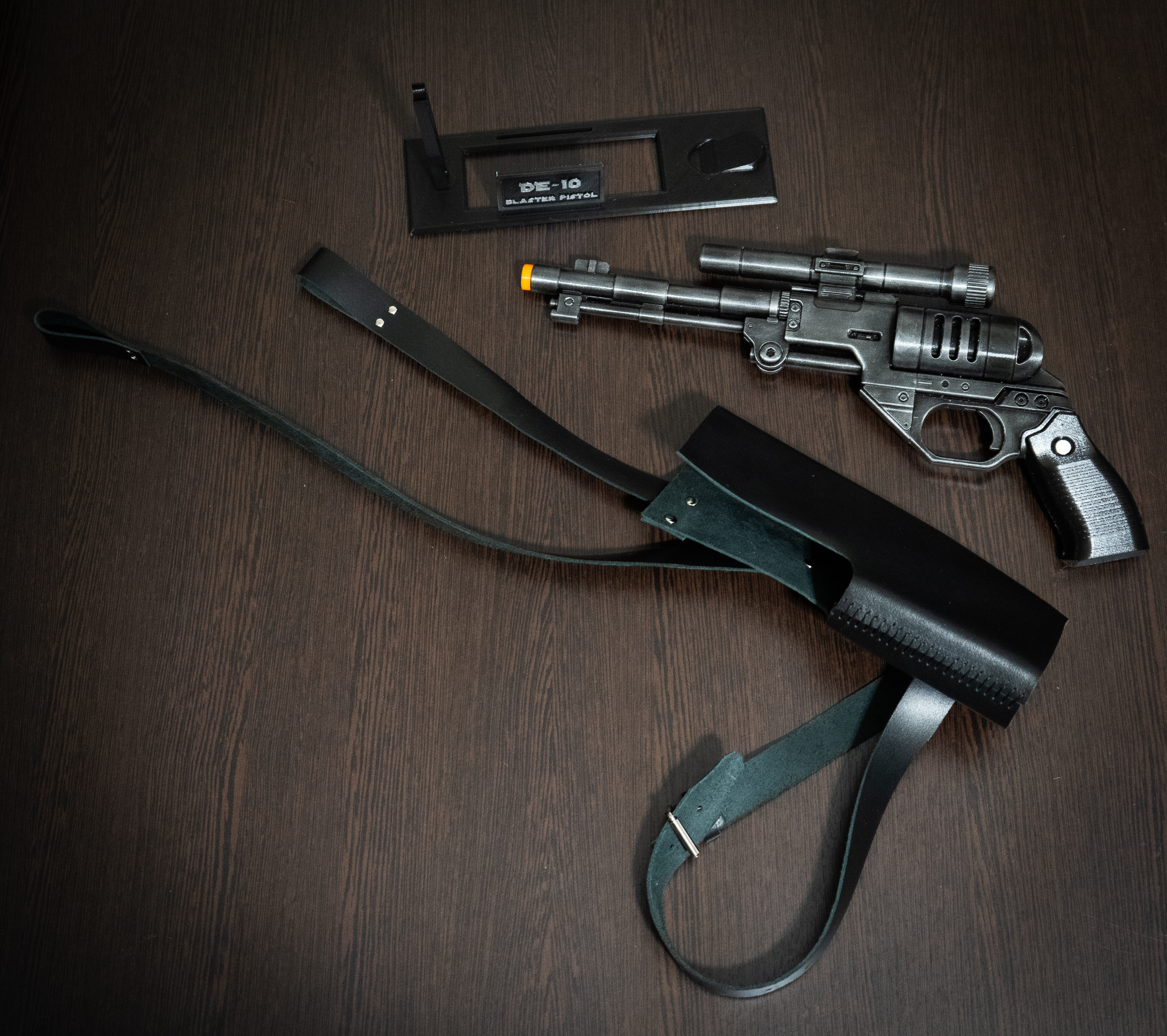 DE-10 blaster pistol