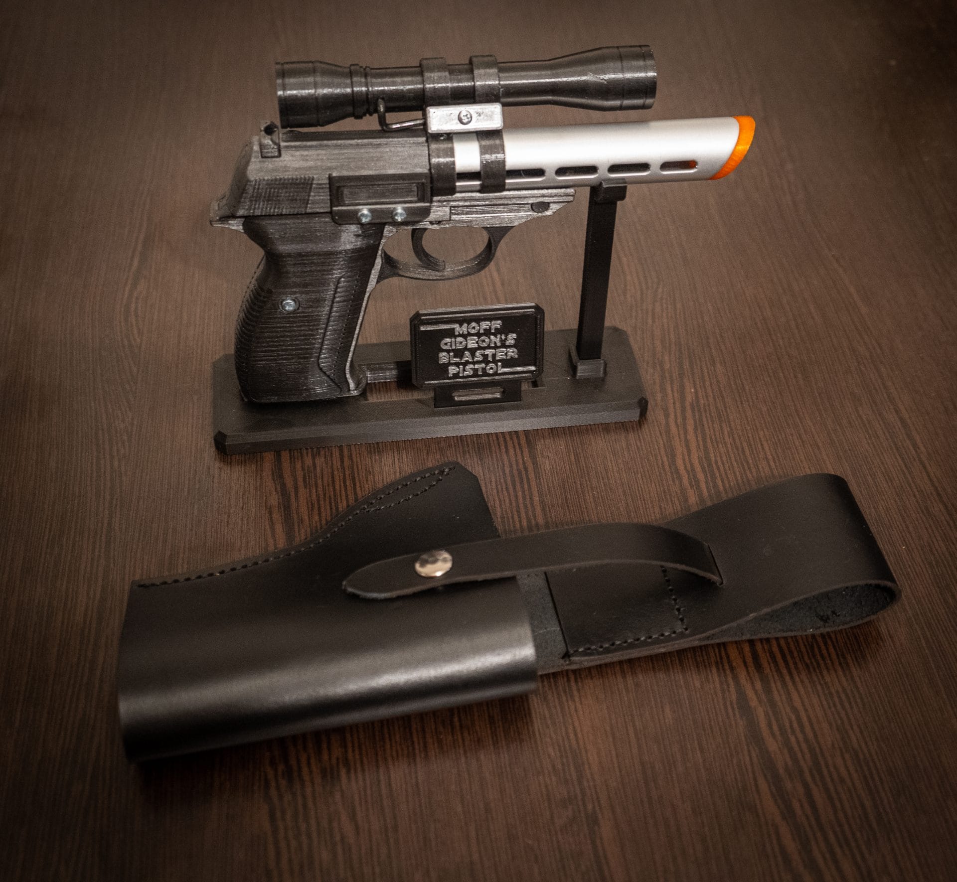 DE-10 blaster pistol, Star Wars Replica, Star Wars Props