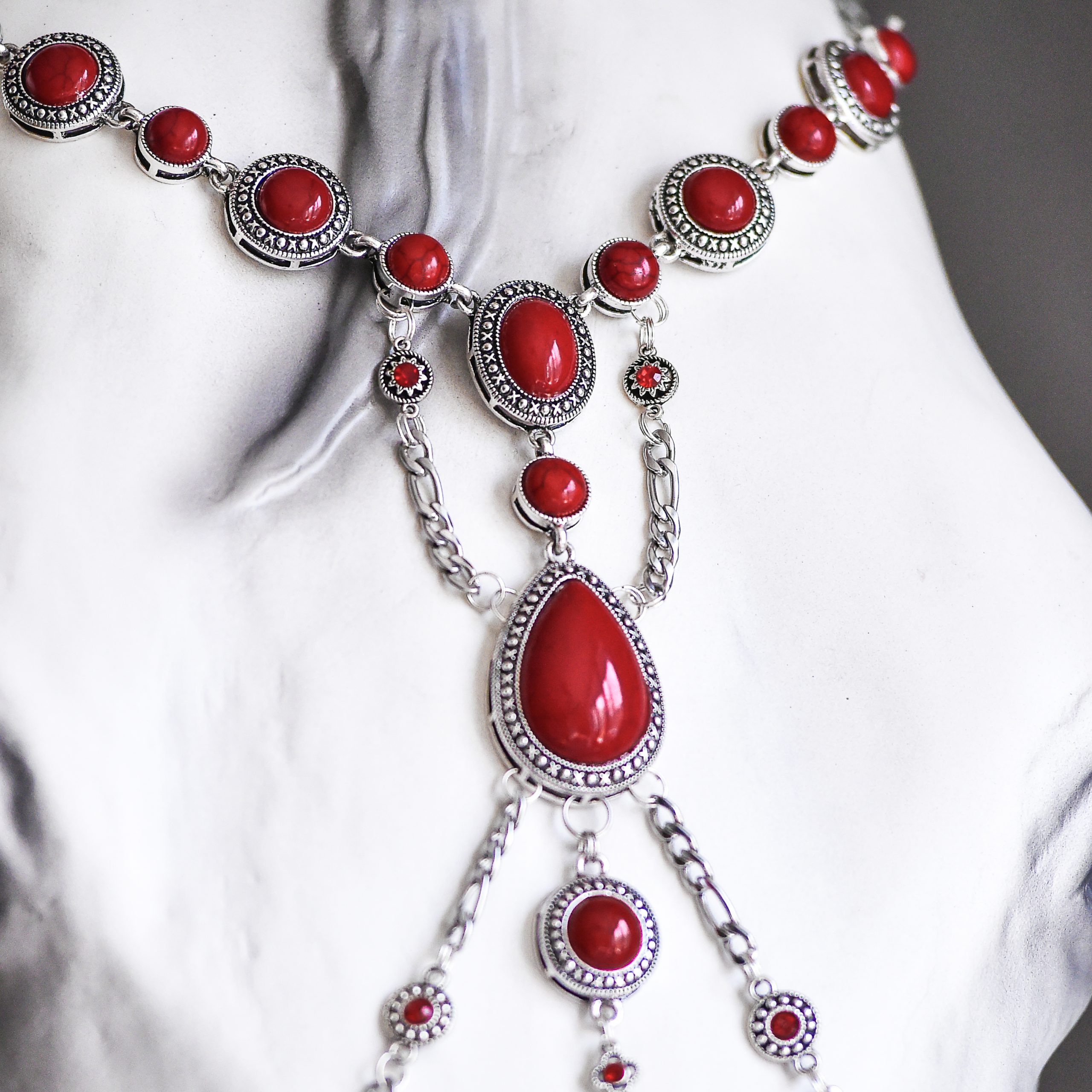 Medieval horse tack Horse face jewelry X- Browband pony costume 9 red x browband