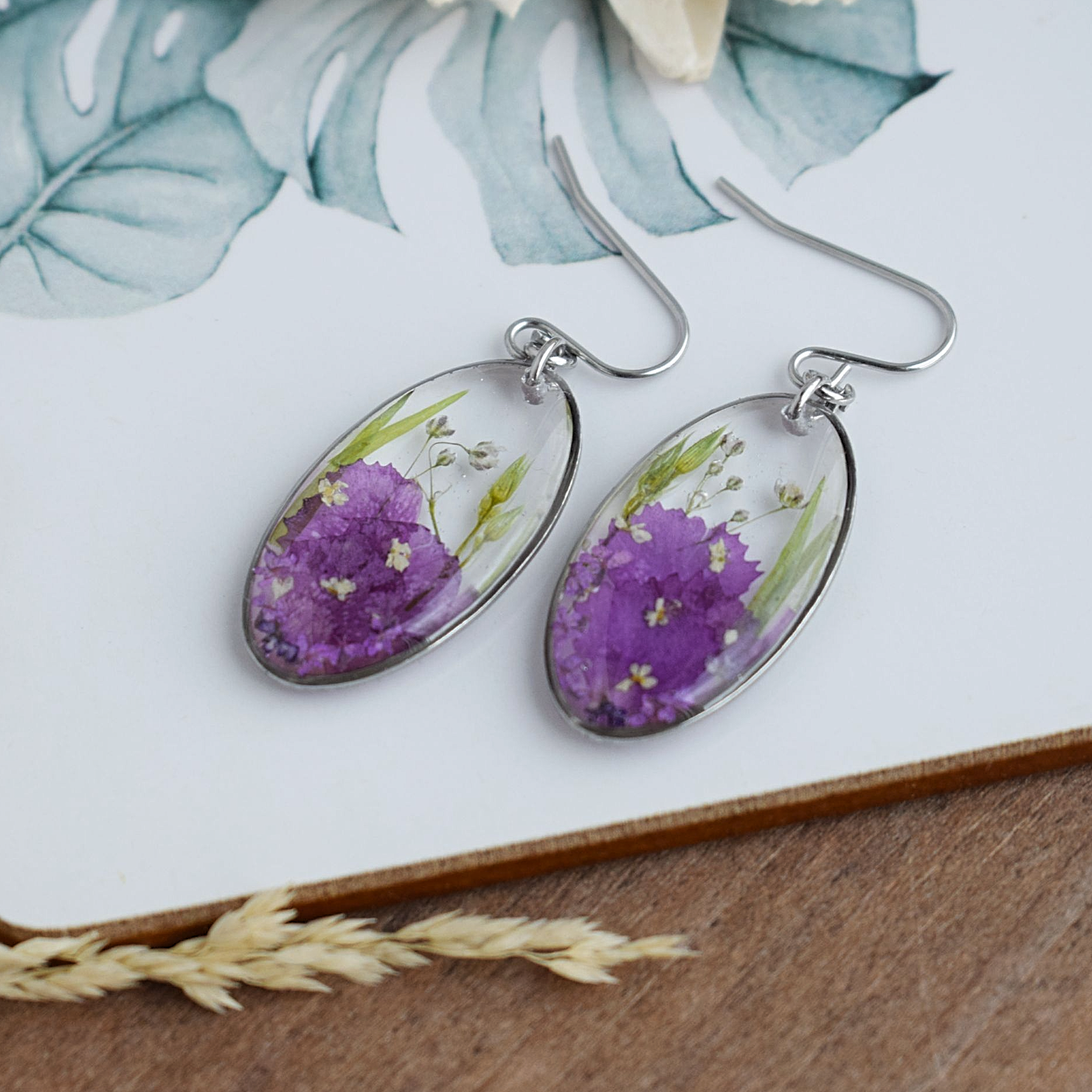 Dried flower handmade resin earrings, Pressed rose earrings, Oval shape  earrings, Real flower earrings, Hypoallergenic earrings