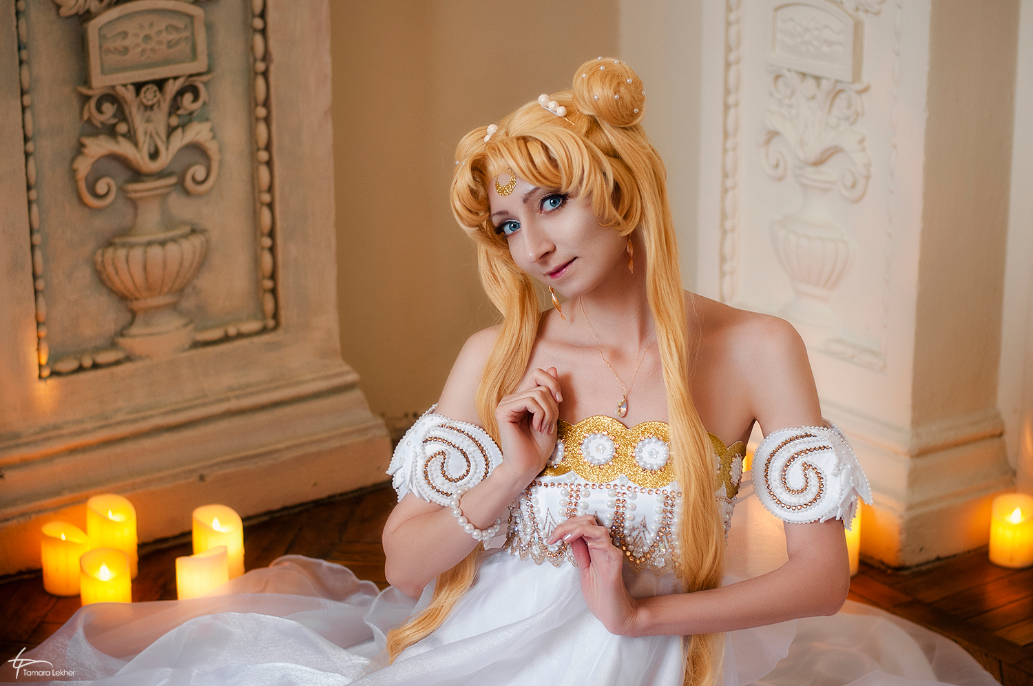 Princess Serenity cosplay Sailor Moon comission by Yume shop