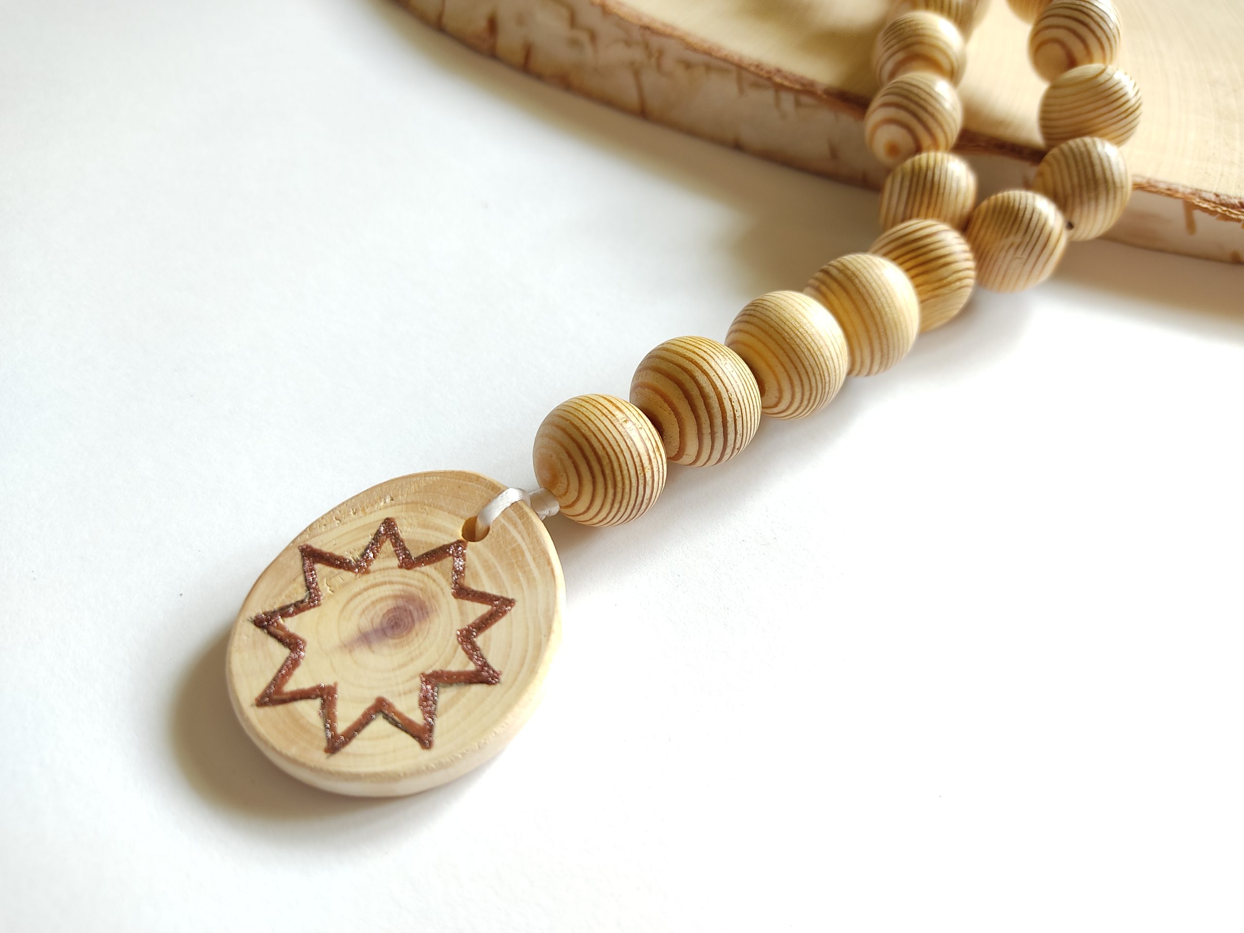 Baha'i Prayer Beads 19x5/plum wood prayer necklace/baha'i gifts - Crealandia