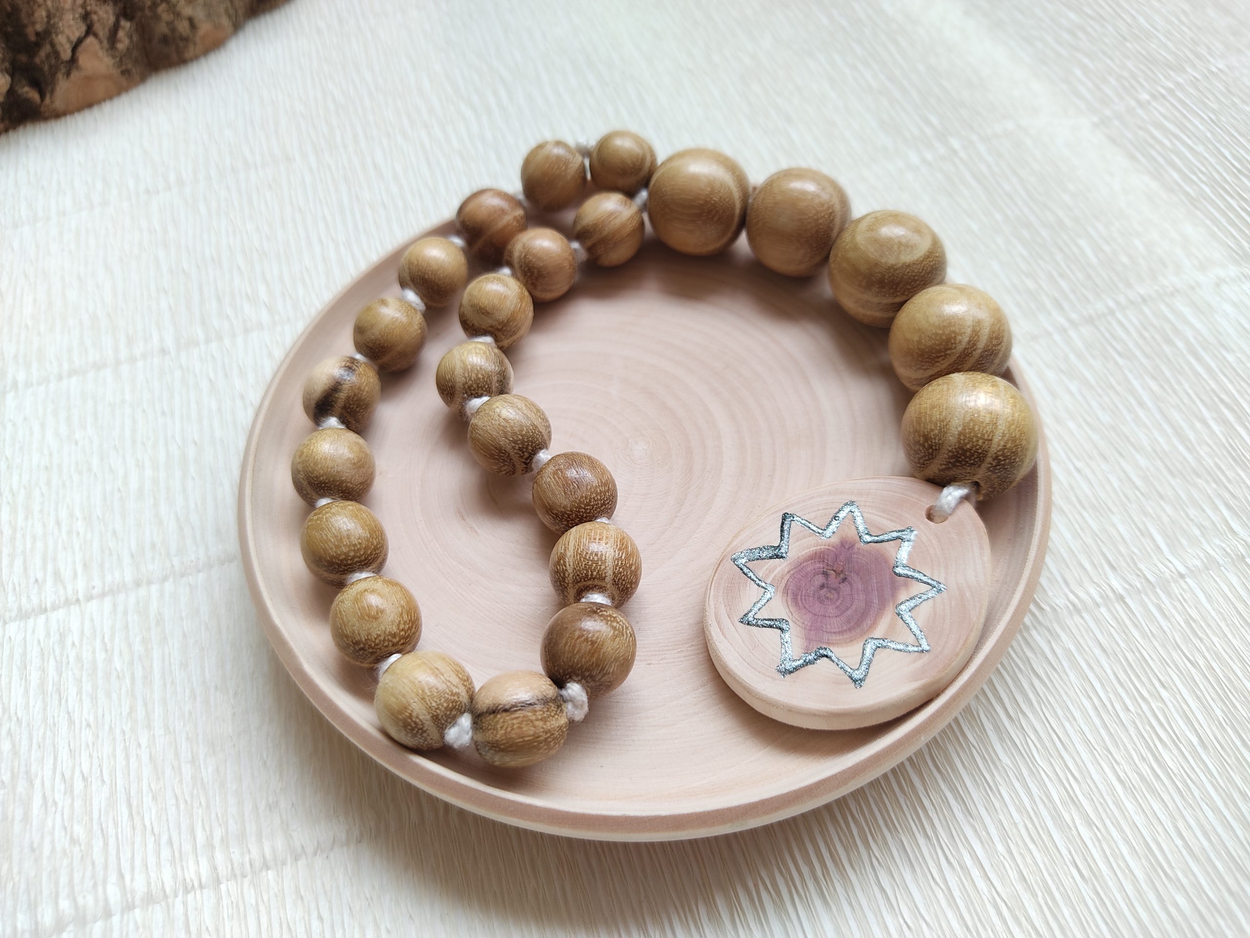 Baha'i Prayer Beads 19x5/plum wood prayer necklace/baha'i gifts - Crealandia