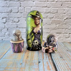 Witches Nesting dolls. Goth home decor 7 inches (17,5 cm) Art witch decor
