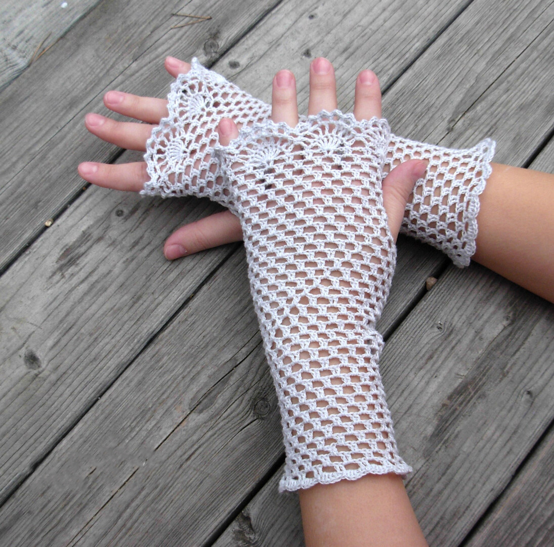 Women's wool fingerless gloves - Crealandia