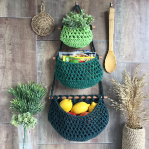 Hanging fruit basket