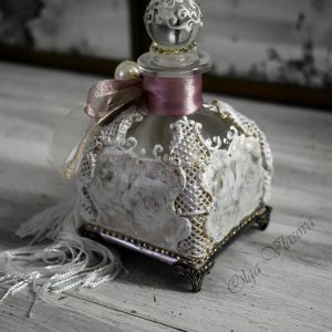 Bottle for perfume oil glass bottle with glass lid