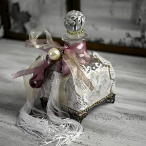 Bottle for perfume oil glass bottle with glass lid