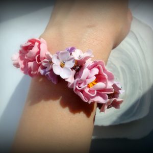Heavenly pink and white flower bracelet, Floral gift bracelet jewelry