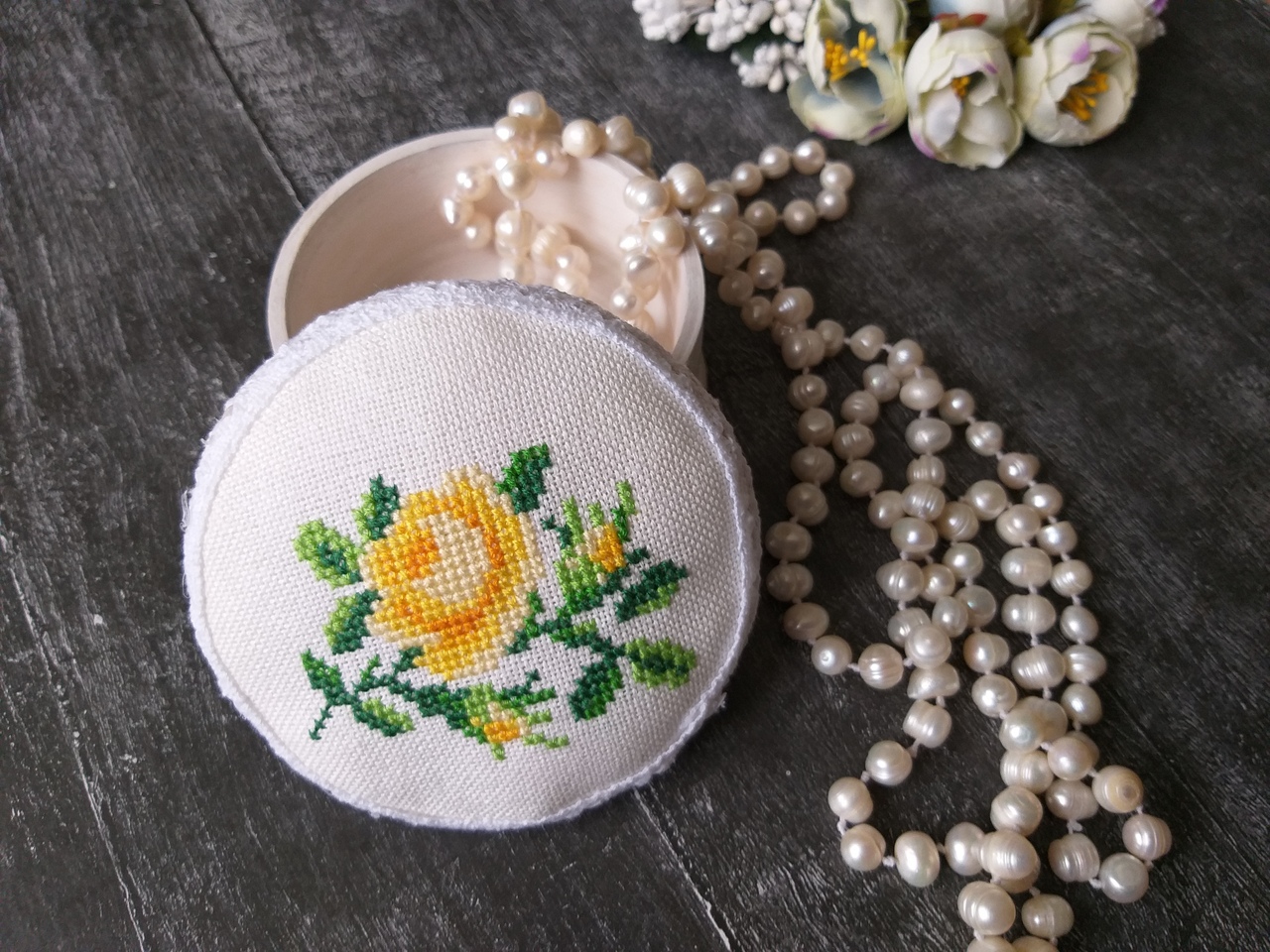 Cross Stitch Kits For Adults,Beginner Embroidery Kits Yellow Daisy