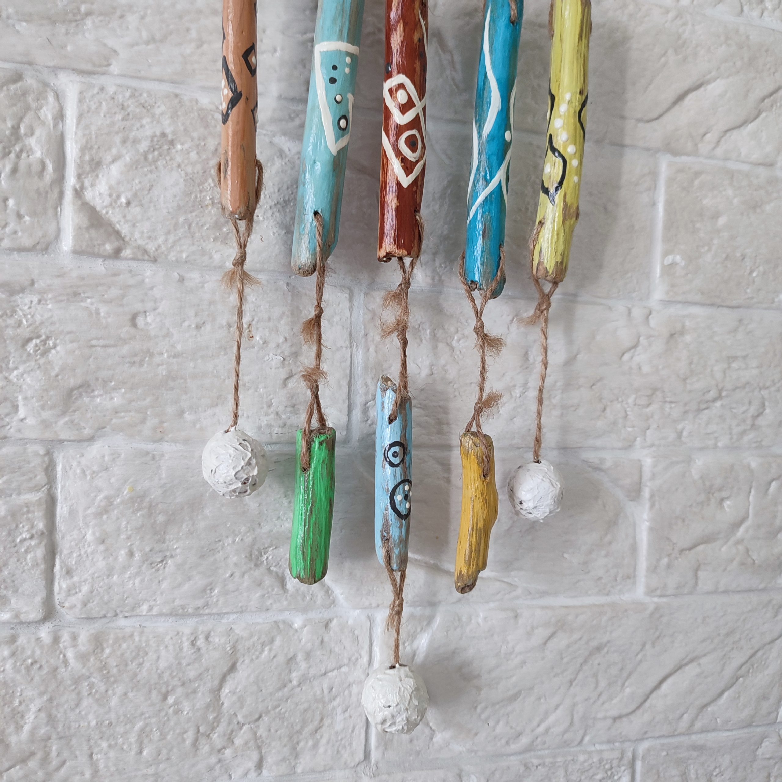 Driftwood Sun Catcher Hanging -   Diy wind chimes, Beach crafts diy,  Driftwood art diy