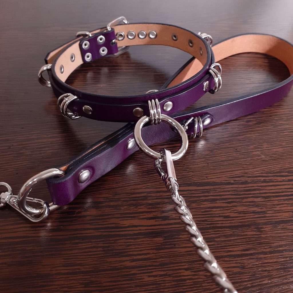 Plus size purple leather bdsm set collar with chain leash