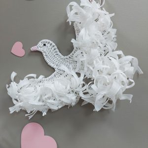 Two wicker white doves