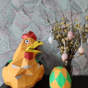 En A4 chicken Polygonal Sculpture