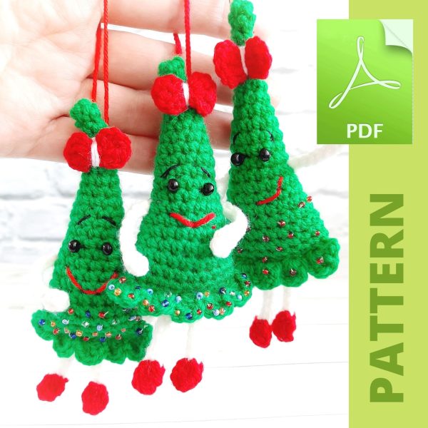 Crochet pattern mini Christmas trees,