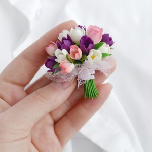 flower-brooch-bouquet