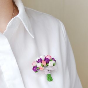 flower-brooch-bouquet