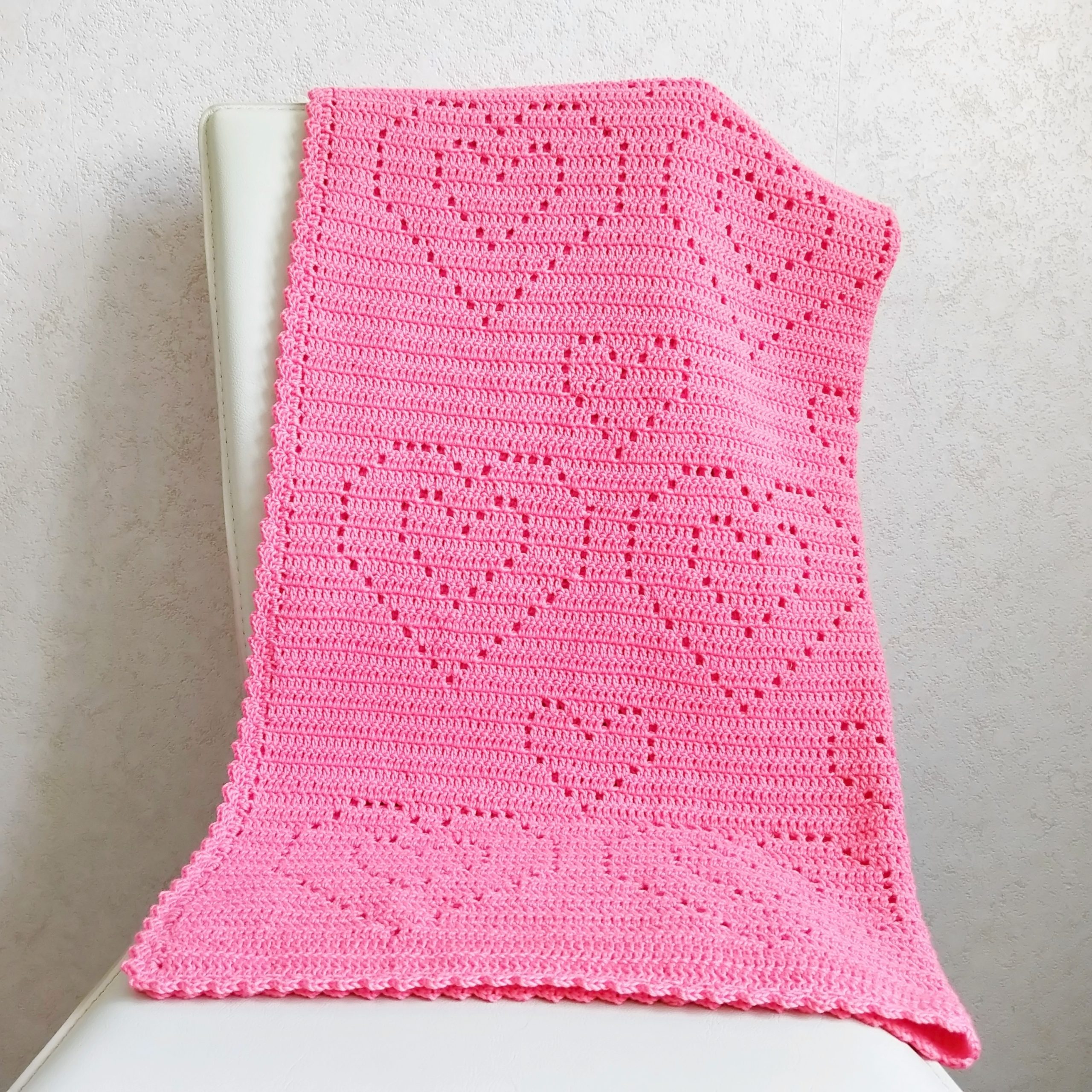 LOVE HEARTS Filet Crochet Pattern