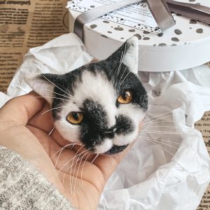 Pet brooch from photo