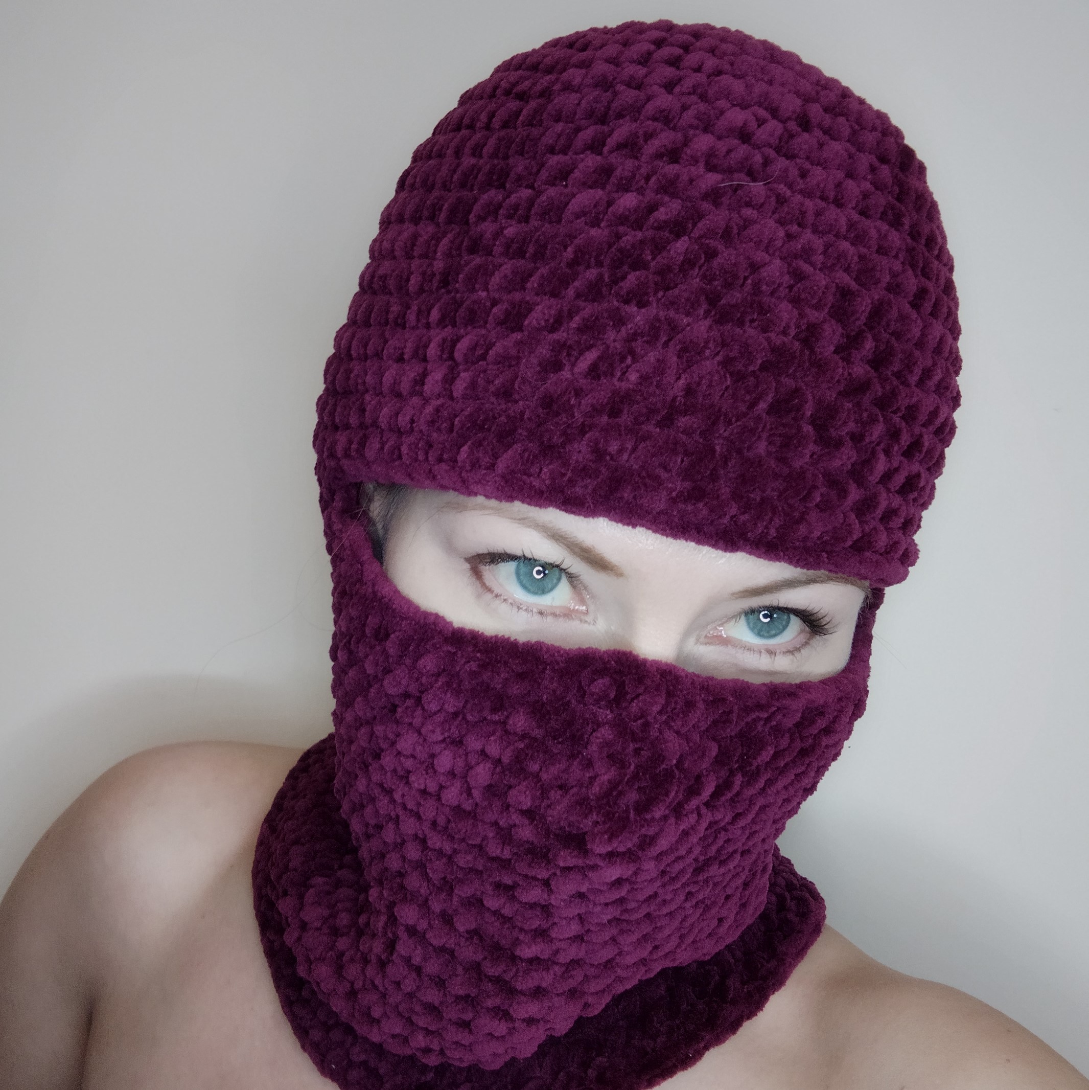 Passamontagna a maglia blu rosa / Copri viso in lana quadrata della nonna /  Cappello all'uncinetto / Felpa con cappuccio invernale / Passamontagna  colorato / Maschera viso unisex / Maschera da sci -  Italia