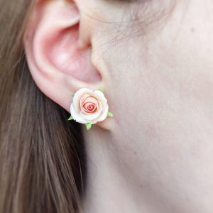 peach-rose-earrings