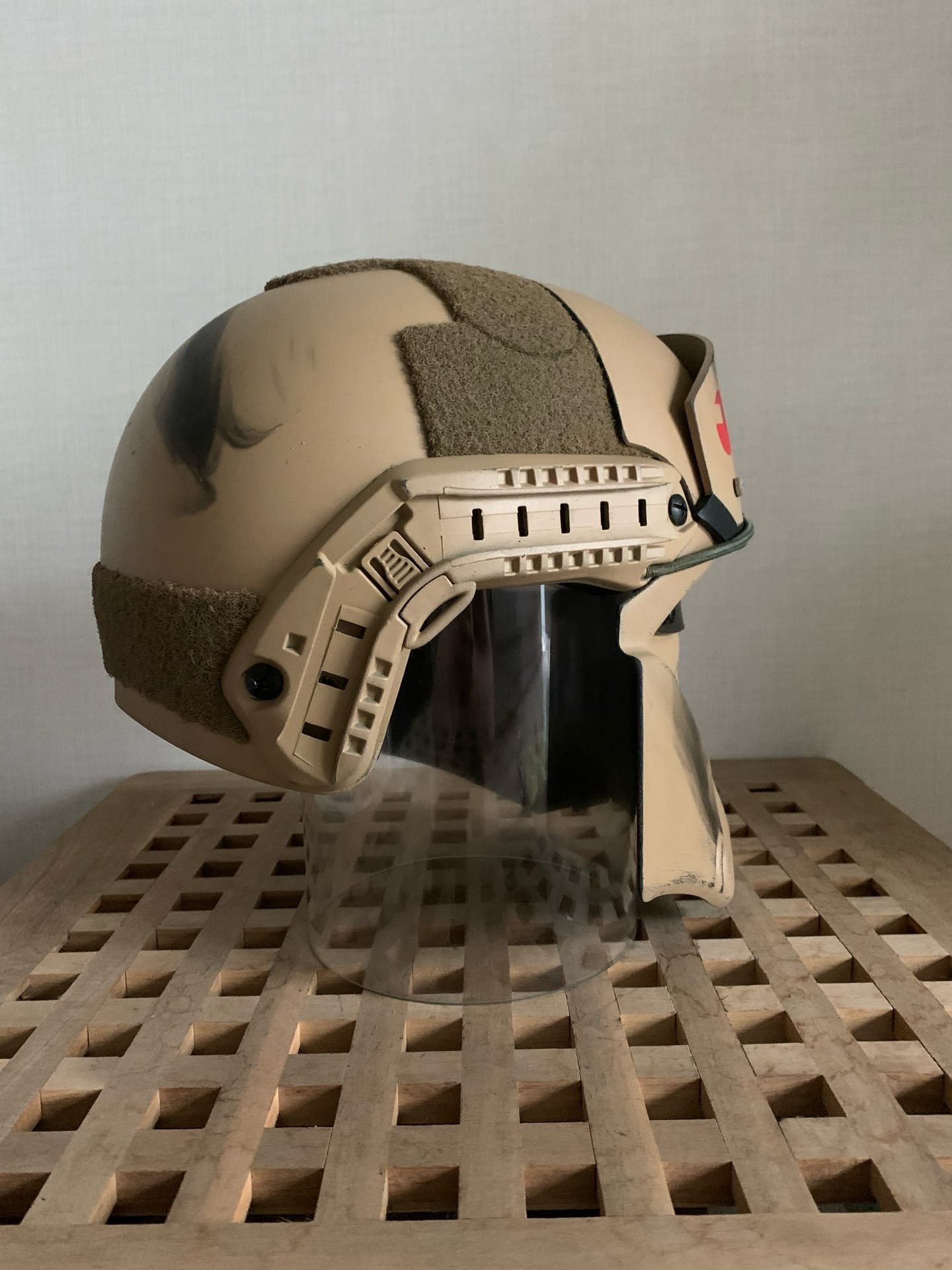 Shore trooper helmet or mask for airsoft and cosplay - Crealandia