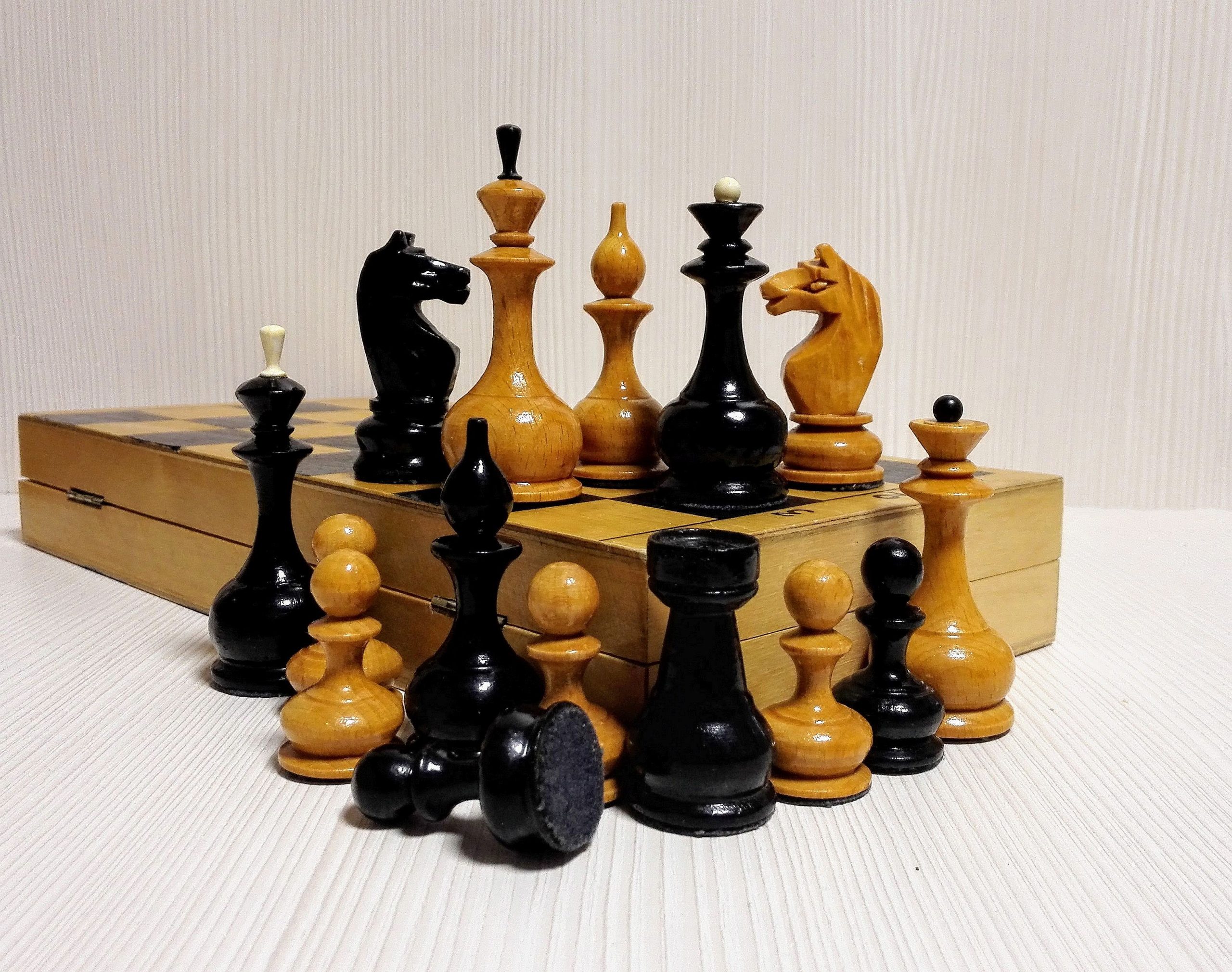 Soviet Chess set Wooden Vintage Queen's Gambit TV series USSR