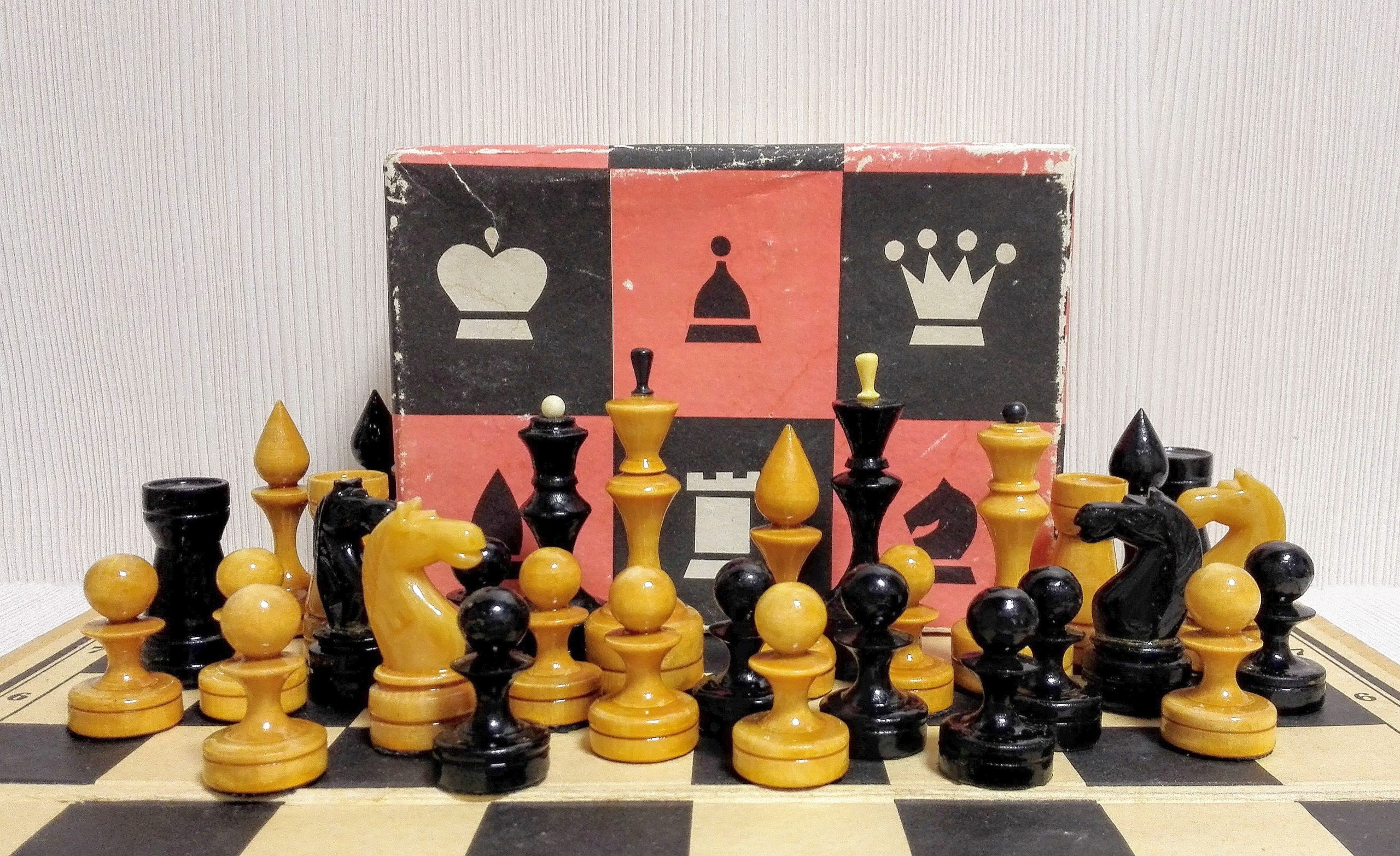 antique wooden chess 6 scaled