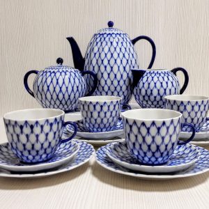 grid-cobalt-blue-teacup