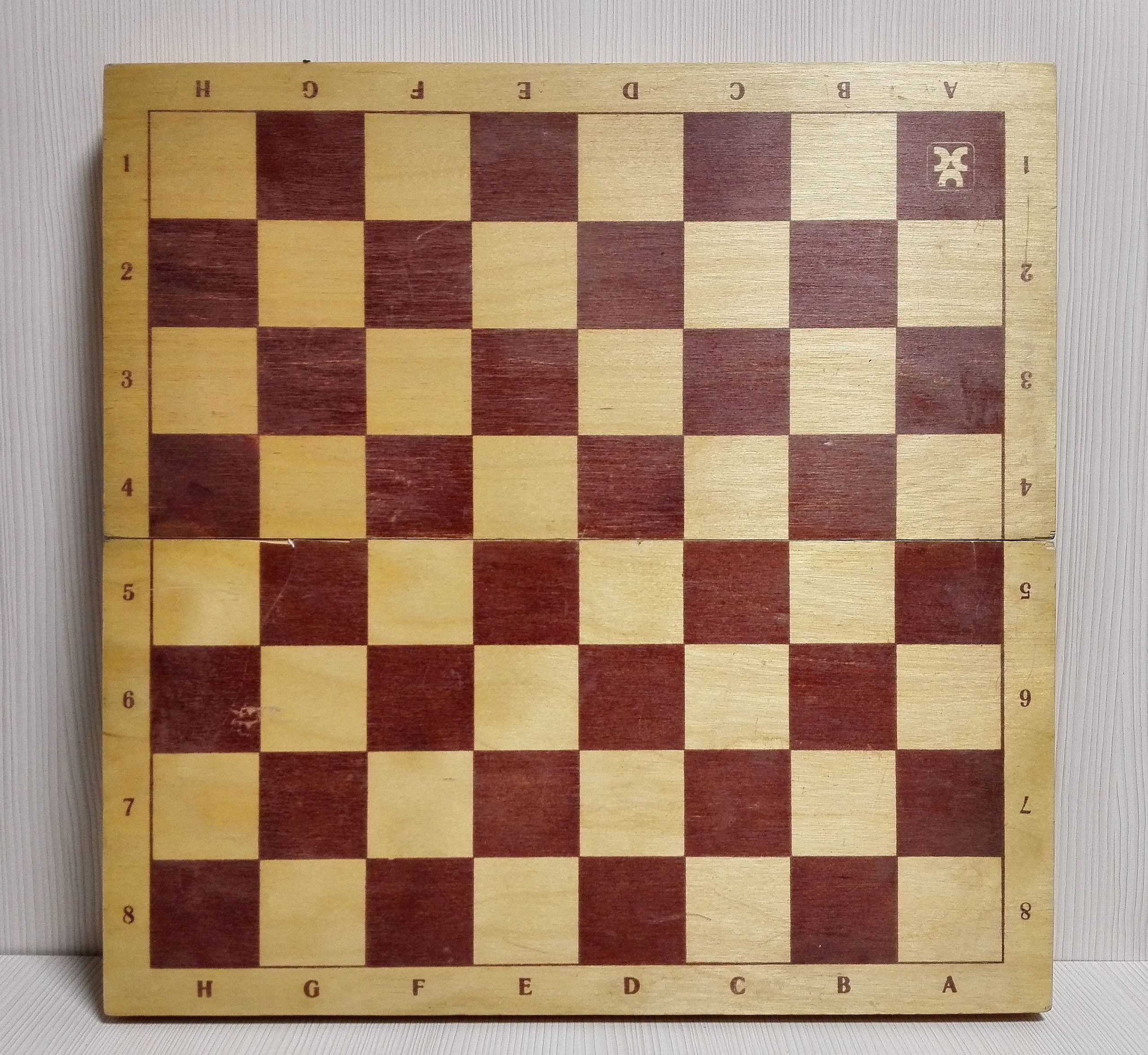 19.7” wooden chess board Belgrad with coordinates