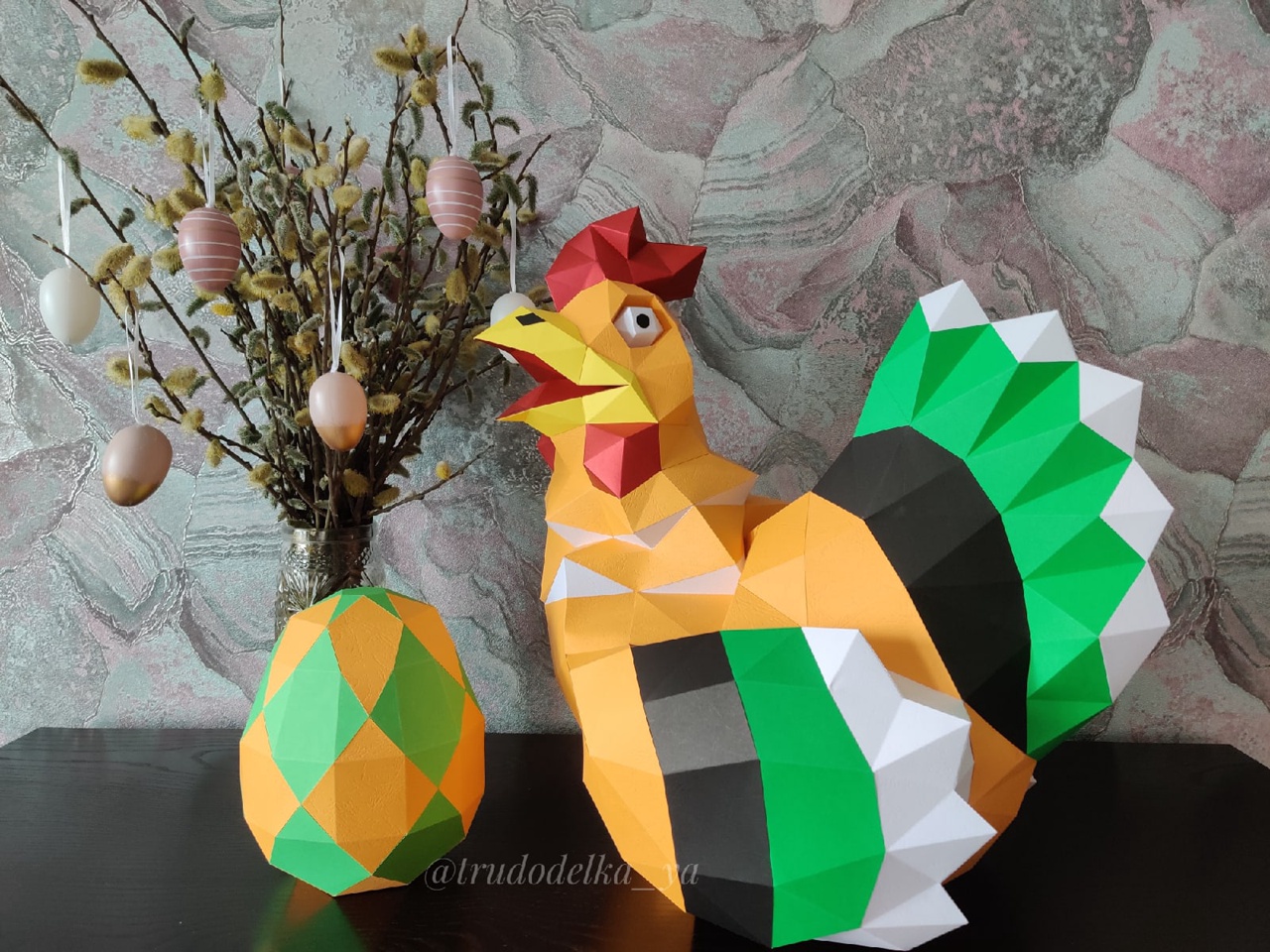 3D Chicken PDF Template DIY Papercraft 4 En A4 chicken Polygonal Sculpture