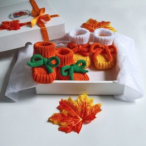 HalloweenbabyshowergiftideasExpectingparentstwinbabies.