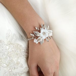 White flower boho bridal jewelry set, Floral jewelry set