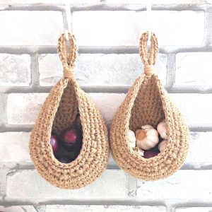 hanging kitchen decor
