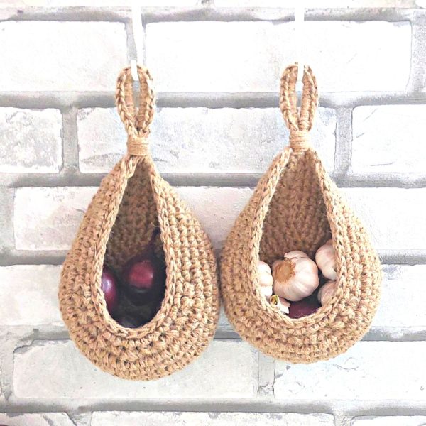 hanging kitchen decor
