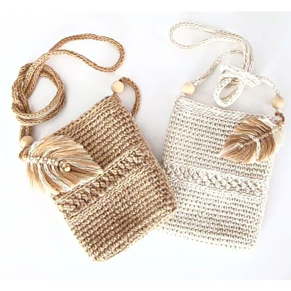 Summer small jute bag with ornamentation