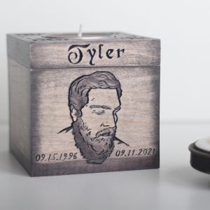 Handmade Marketplace 662 wooden portrait