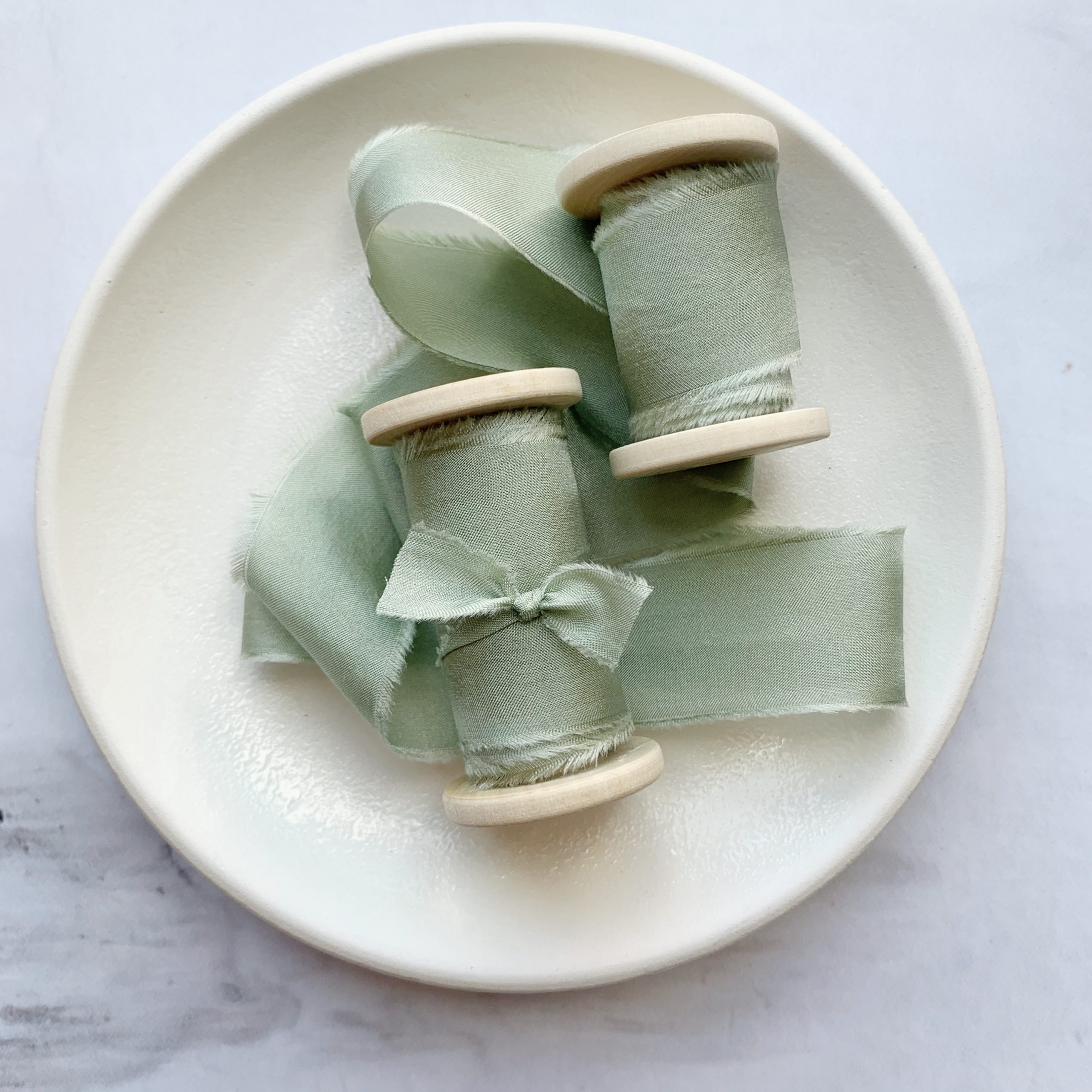Sage Green Ribbon 1 Inch Sage Satin Ribbon Green Silk Ribbon for Wedding  Decor Green Ribbon for Bridal Bouquet Ribbon for Crafts Gift Wrapping -  China Satin Ribbon and Ribbon Sage Green