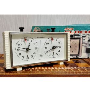 Vintage Soviet Chess Clock Jantar. Mechanical Chess Clock USSR
