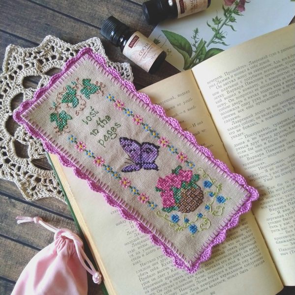 bookmark_cross_stitch