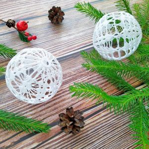 These amazing Christmas bauble set are made from natural thread, then blocked for to stand in a ball shape. You can see through their lacy design because there is no filling inside. White Christmas balls ornaments look great on Christmas tree or just in decorative plate on the table. Also Christmas baubles can make amazing Christmas gift for beloved person.