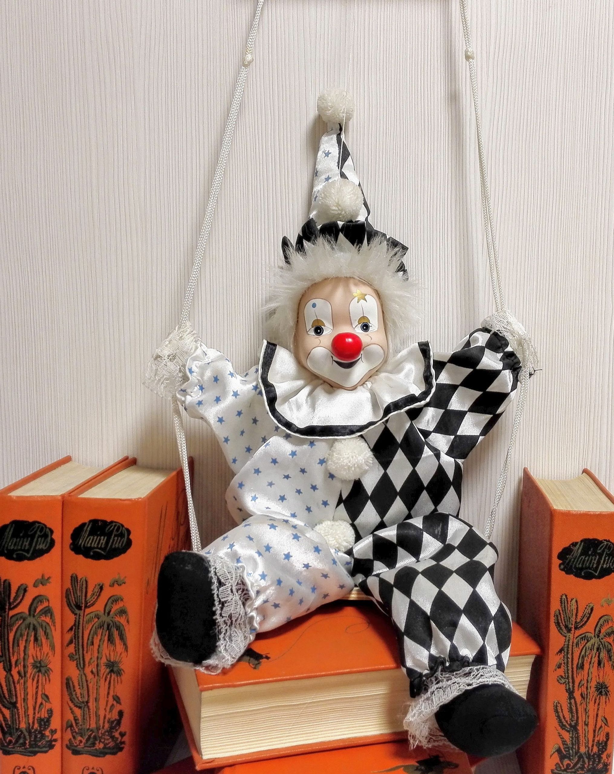 Large porcelain clown dolls online