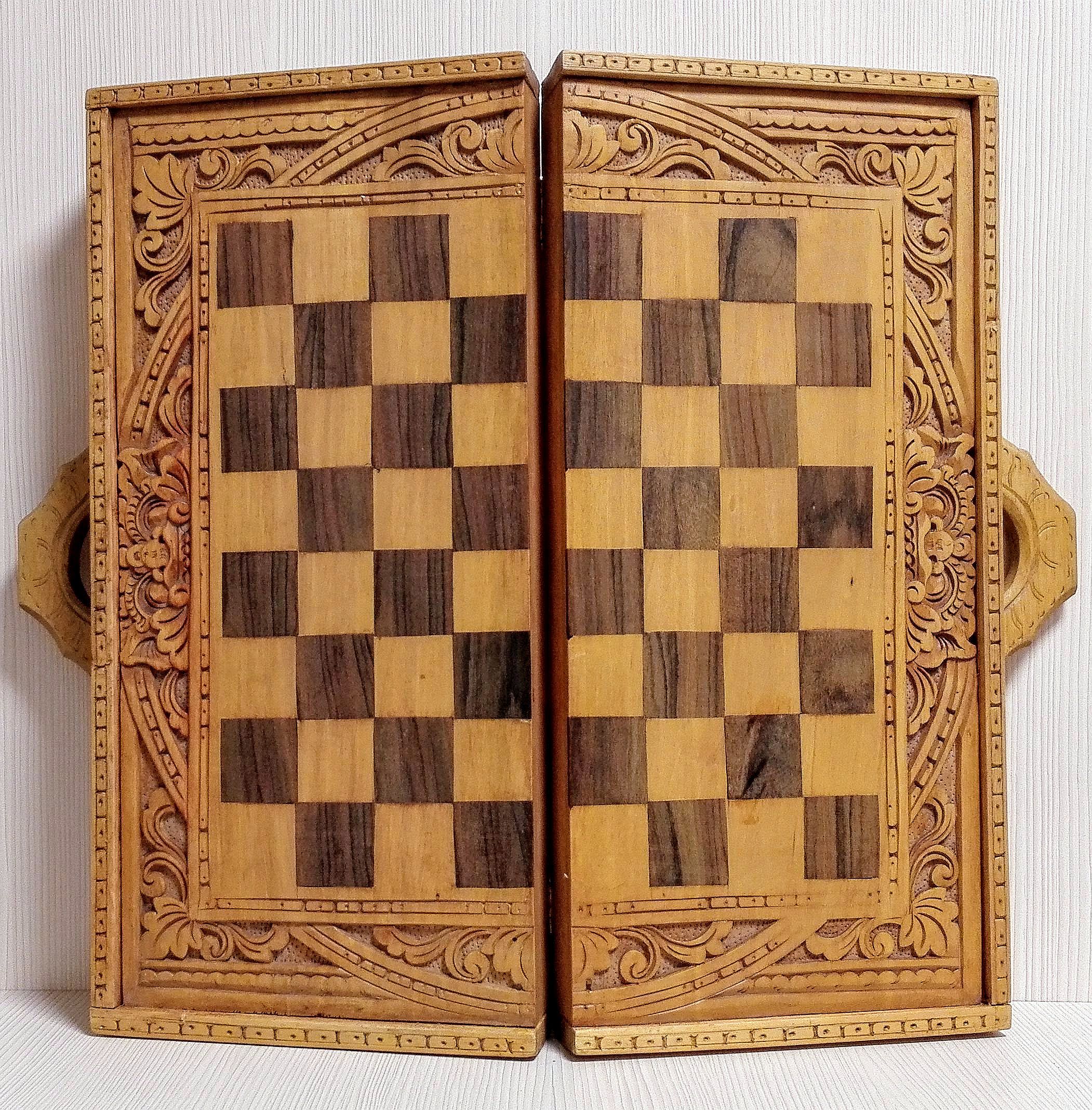 Vintage Wooden Chess Bali islands. Vintage Chess Handmade