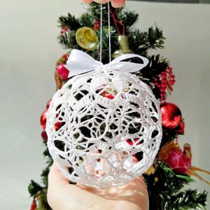 Christmas crochet baubles patterns – Large Christmas balls 4 inch