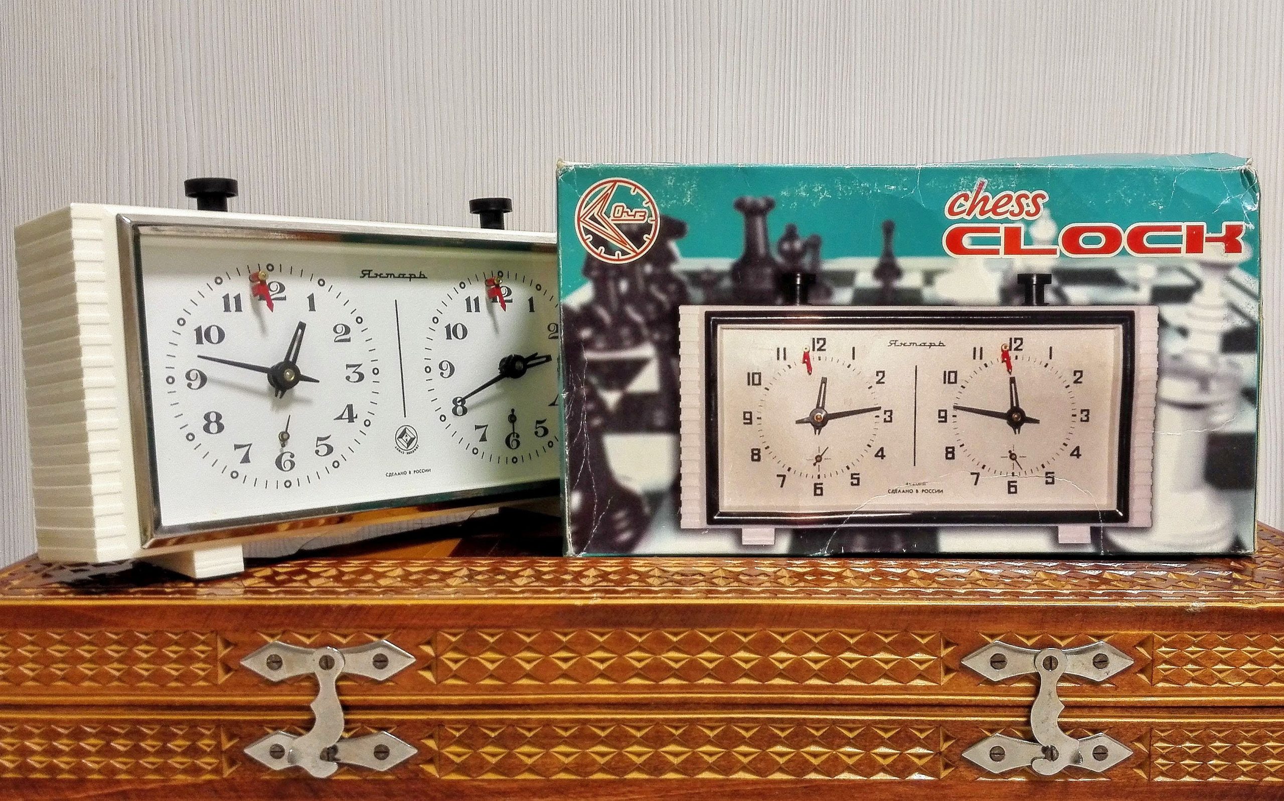 Soviet Chess Clock Jantar. Vintage Mechanical Chess Clock