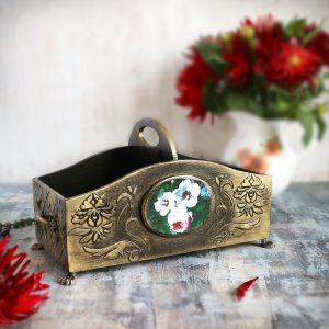 Make up organizer Cosmetic holder distant plan